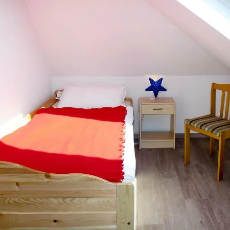 Semesterbostad Ferienhaus 102s *